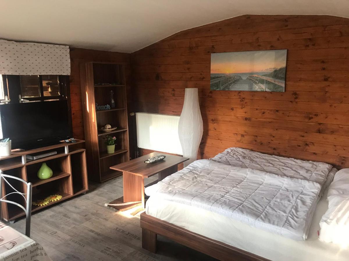 Ferienbungalow In Ostseenaehe Appartement